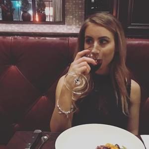 Meet your Posher, Zoë